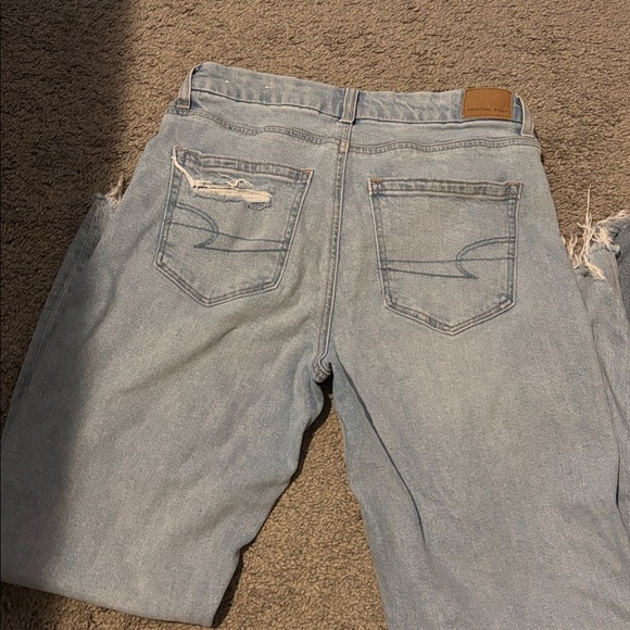 American Eagle Outfitters Light Blue Boyfriend Jeans - Picture 3 of 5